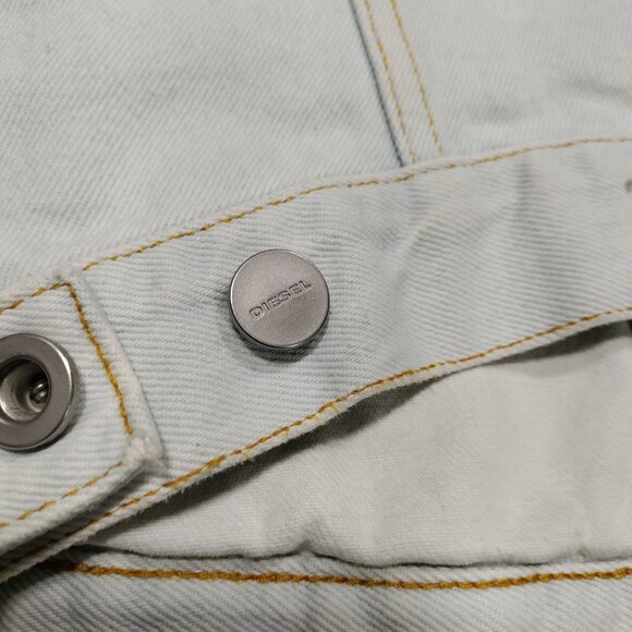 Diesel Men's Light Blue Denim Trucker Jacket Size Large - Picture 7 of 15